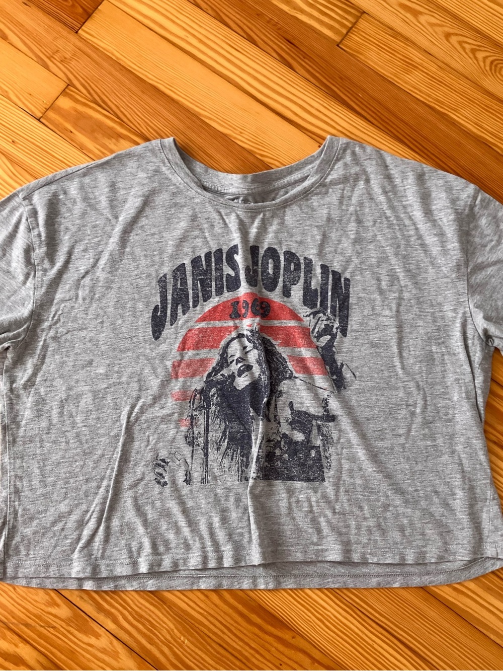 Women’s Janis Joplin tee, cropped, Xl